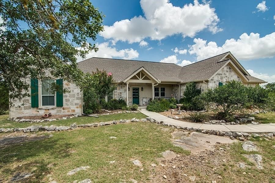 1st image of 317 White Oak Trl