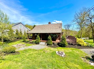 21 Wood St, Groveland, MA 01834