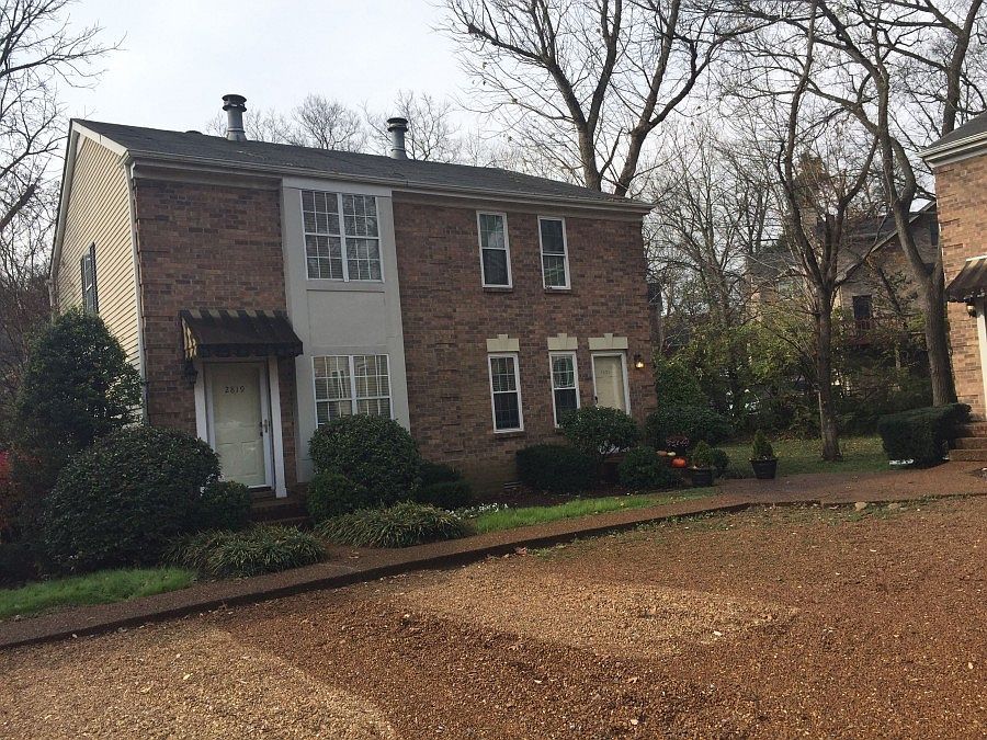 2nd image of 2819 Hazelwood Dr