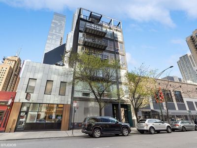747 N Clark St #401, Chicago, IL, 60610