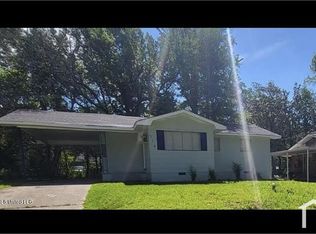 718 Glenmont Dr, Jackson, MS 39209