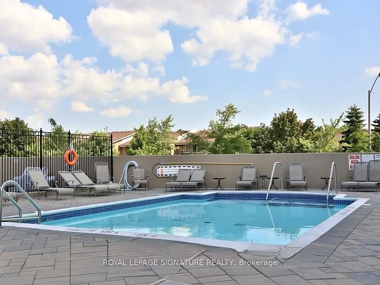 220 Forum Dr #Townhouse 105 — Photo 22