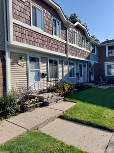 45874 Kensington St, Utica, MI, 48317