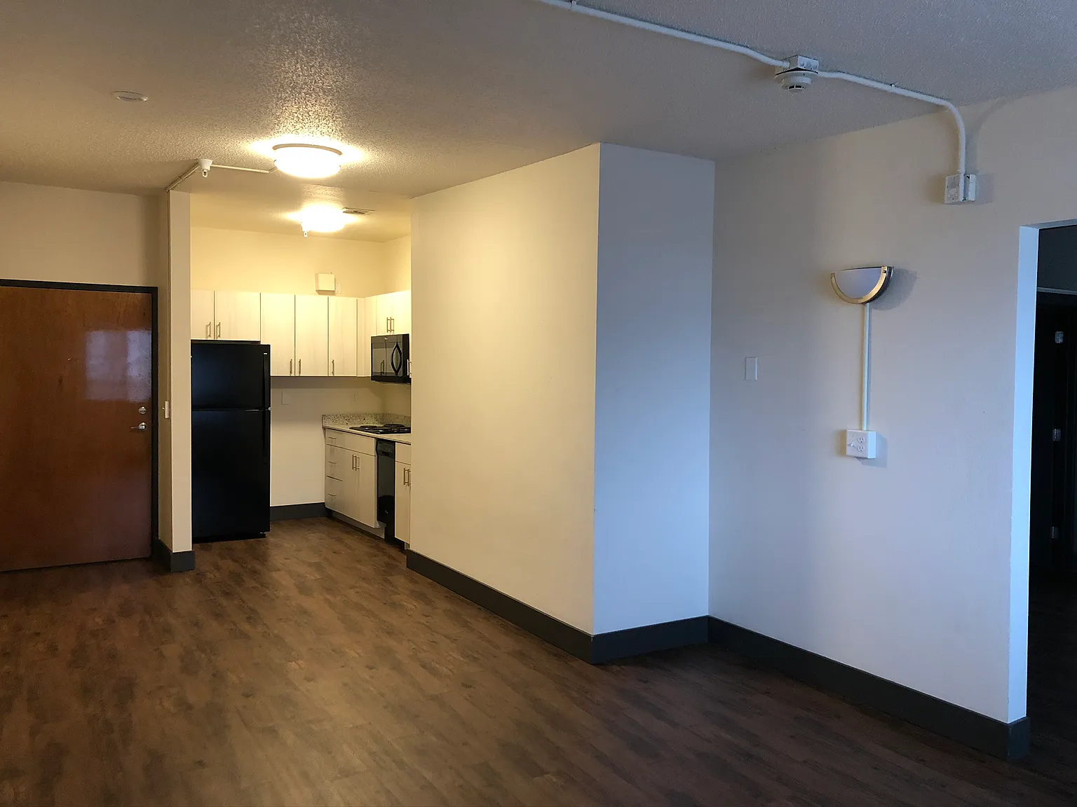 726 N Markeson St - AJAJ One LLC - 122 — Photo 4