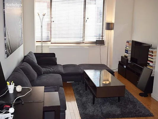 Rented by Sotheby's International Realty | media 1