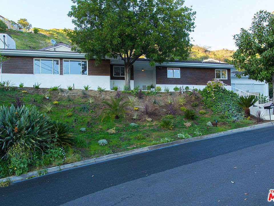 1st image of 1225 Alta Paseo