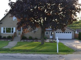 8234 104th Ave, Pleasant Prairie, WI 53158