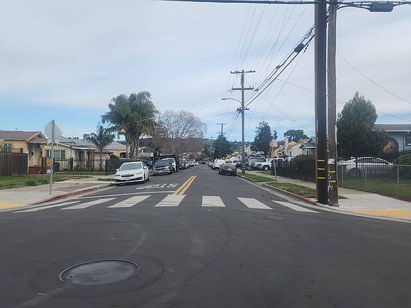 4th image of 1904 100th Ave