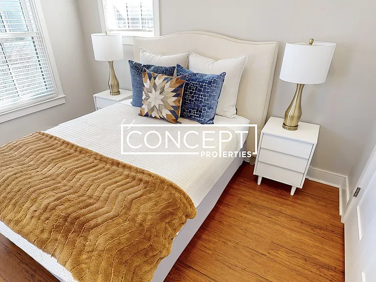 386A Harvard St #M — Photo 4