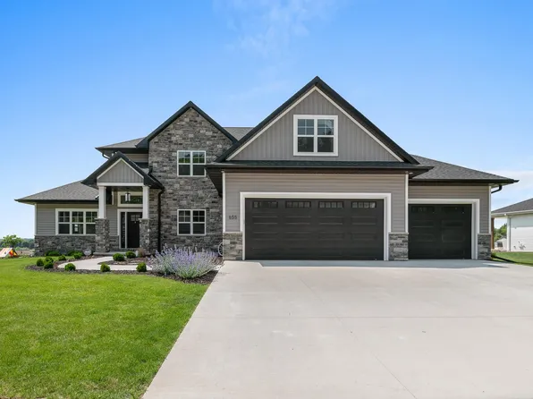 655 Sunset Rdg, Green Bay, WI 54313