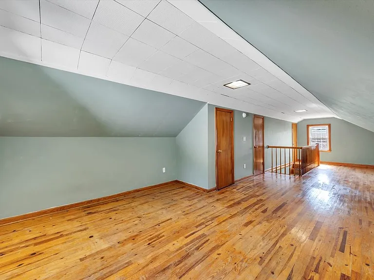 Fourth Bedroom w/ Hardwood Floors in Finished Attic!
