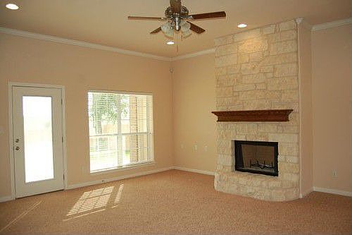3rd image of 166 Oak Meadow Trl