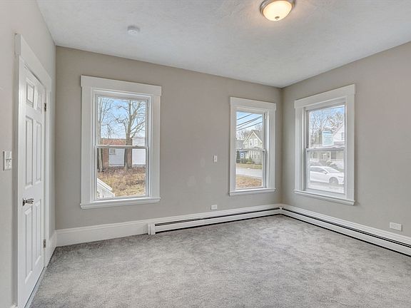 4th image of 208 Plymouth St