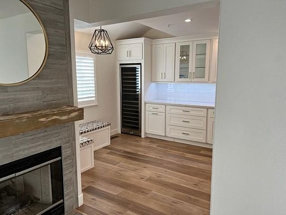 4th image of 805 Vineyard Pl