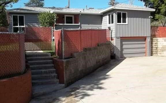 3rd image of 1146 Mariposa Dr