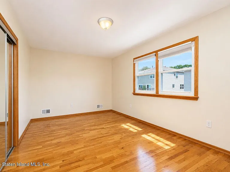 43 Cherrywood Ct — Photo 15
