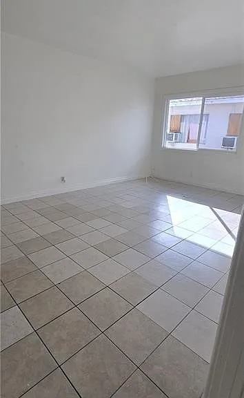 1095 E Nocta St #C — Photo 18