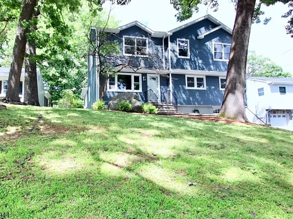 73 Oneida Ave, Oakland Boro, NJ 07436