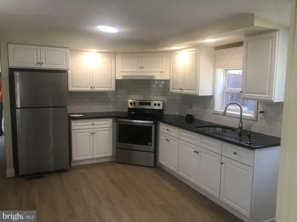 871 Golf Course Rd, Birdsboro, PA 19508