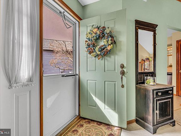 5th image of 34 Turnberry Cir #127B