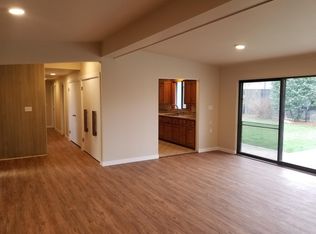281 S Burlington Blvd #A, Burlington, WA 98233