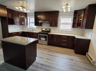 155 Bay 32nd St FLOOR 3, Brooklyn, NY 11214