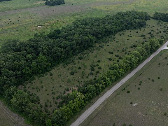 4th image of 2512 Township Road 1600 East Rd