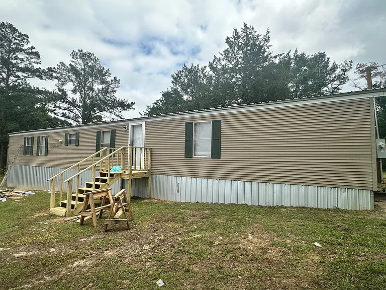 284 Clay Cir — Photo 11