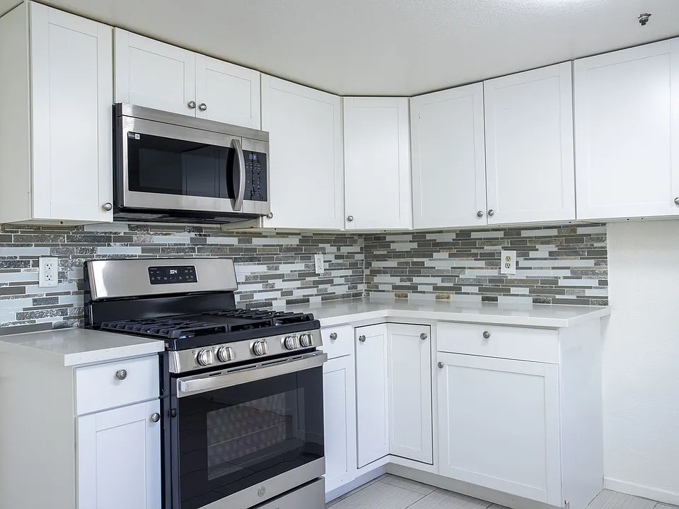 28710 Landau Blvd.