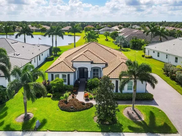 1012 145th Street Cir NE, Bradenton, FL 34212