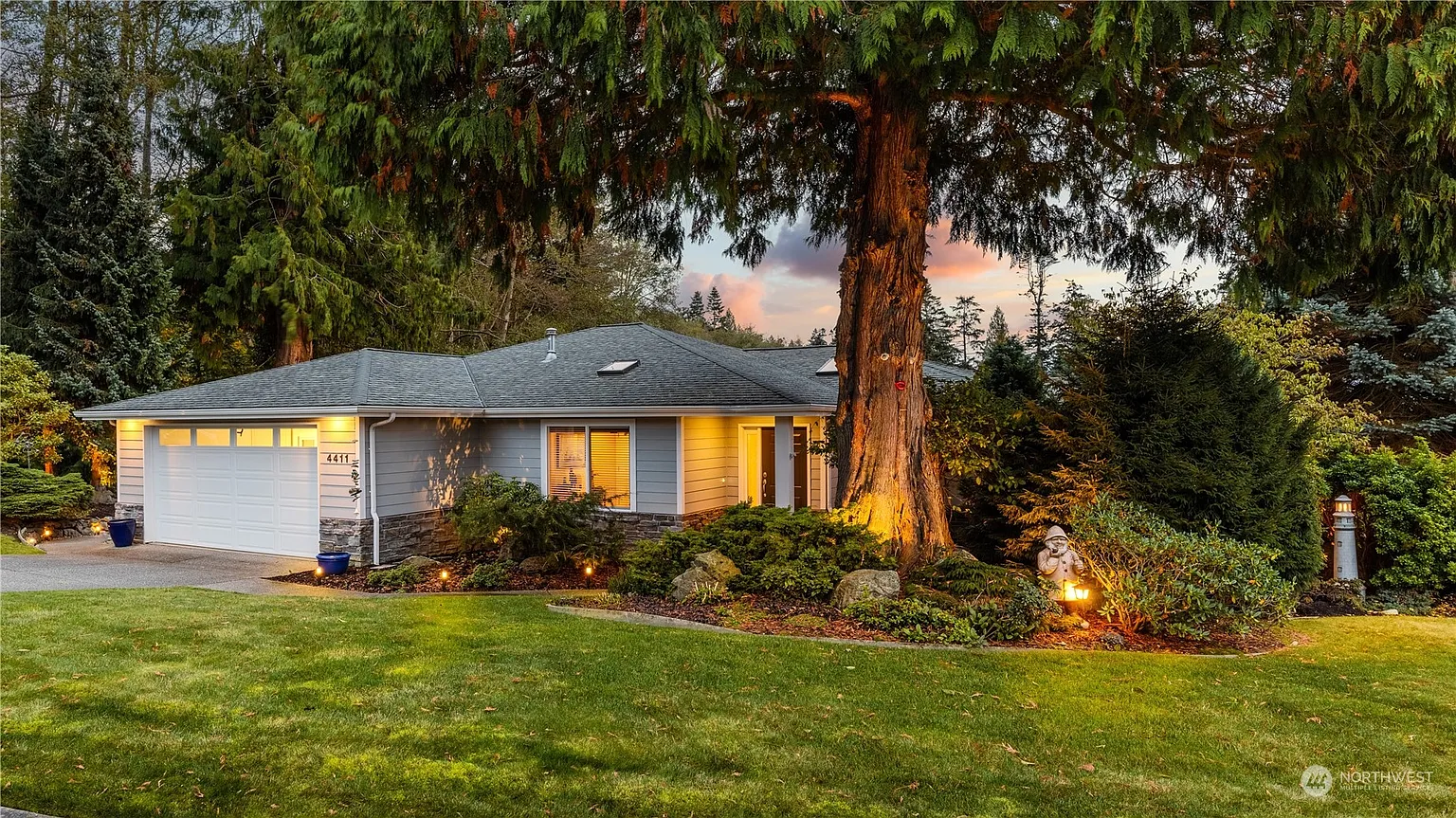 4411 Queen Ann Way photo 1