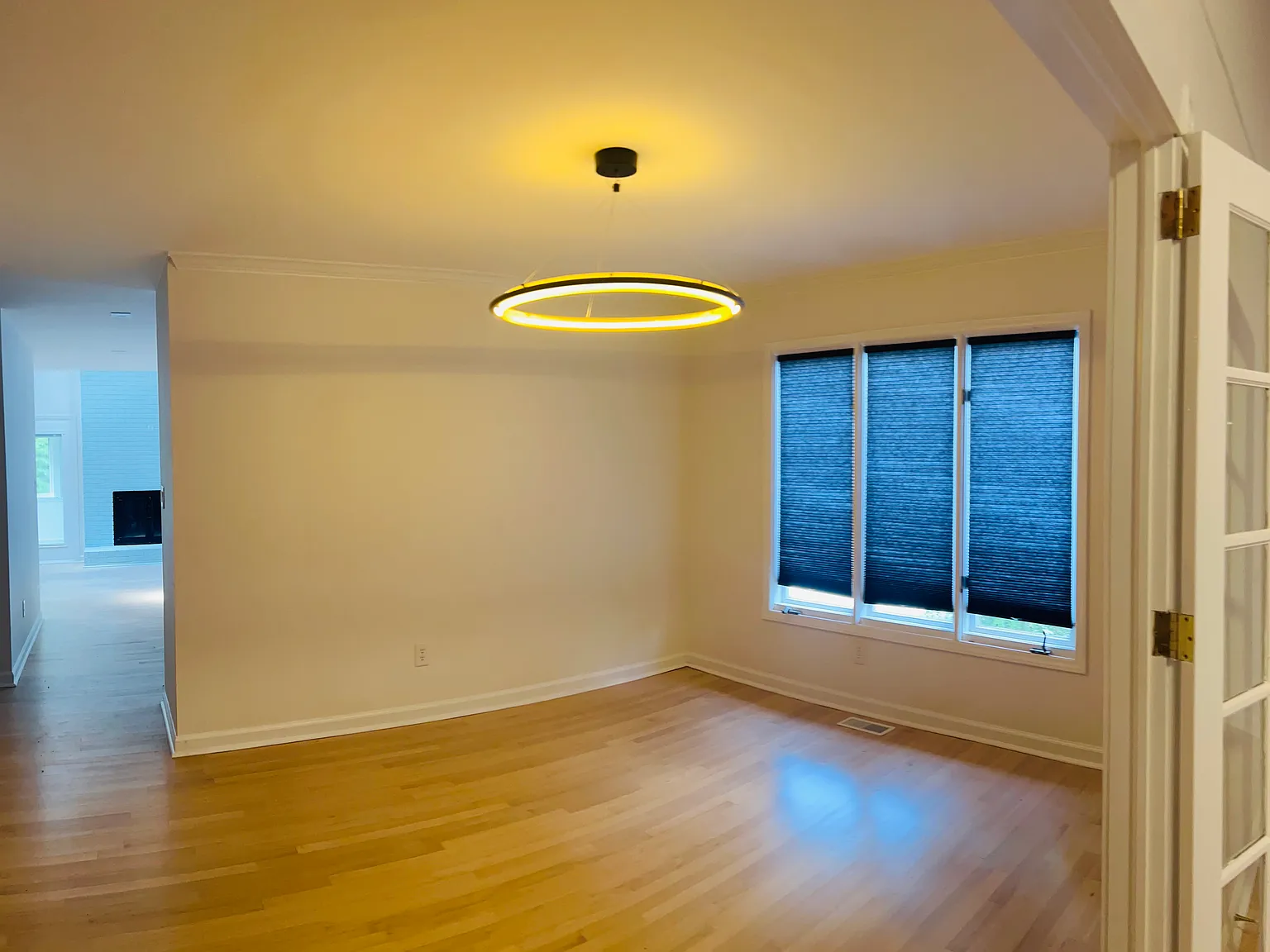 3 bed, 2065 sqft, $2,950 — Photo 4