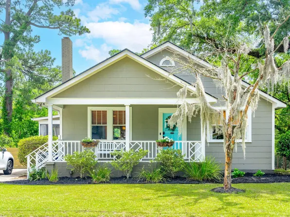 8 Oak Forest Dr, Charleston, SC 29407