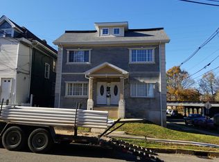 598 Walnut St, Elizabeth, NJ 07206