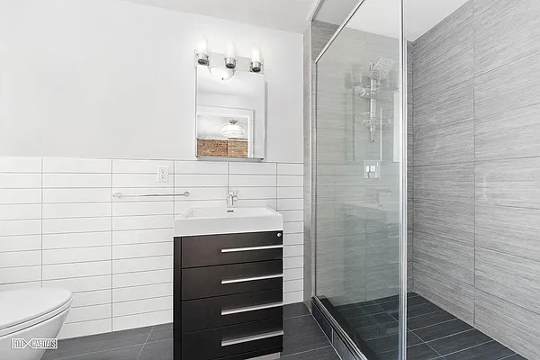 Rented by Vertical Real Estate LLC | media 12