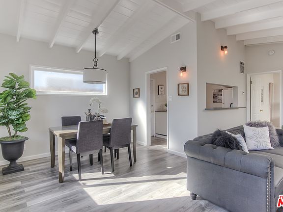 2nd image of 10513 Chandler Blvd