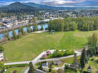 715 Garfield St, Mount Vernon, WA