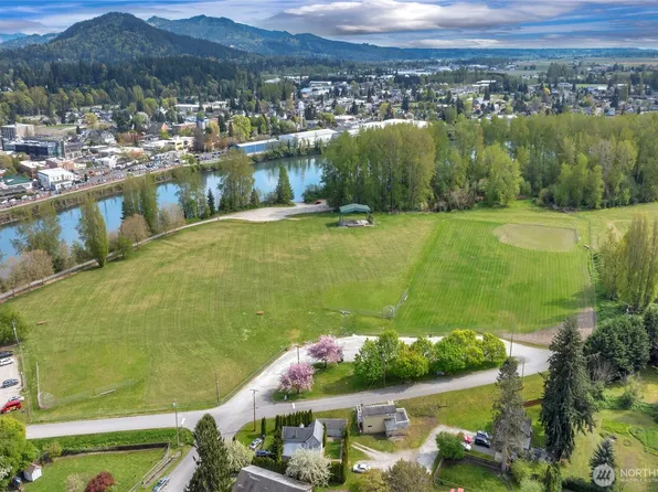 715 Garfield Street, Mount Vernon, WA 98273