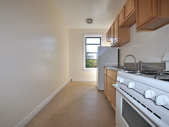 4th image of 184 Clarkson Ave #Kr3