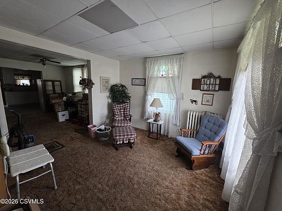 2nd image of 410 W Chestnut St