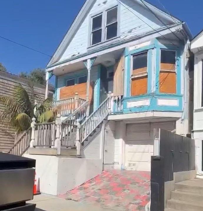 1st image of 69 Montcalm St