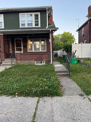 1828 W Washington St Photo 1