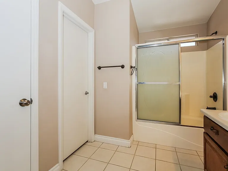 1019 Edgestone Mark Ave — Photo 12