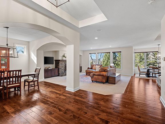 5th image of 11668 Azure Ct