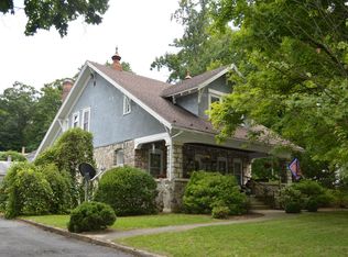 363 S Washington St, Berkeley Springs, WV 25411