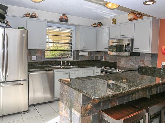 3rd image of 12748 Wood Trail Blvd