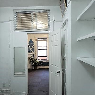 4th image of 230 Prospect Park W #1