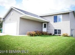 5687 51st St NW, Rochester, MN 55901