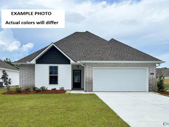 128 Parvin Way Dr, Hazel Green, AL 35750