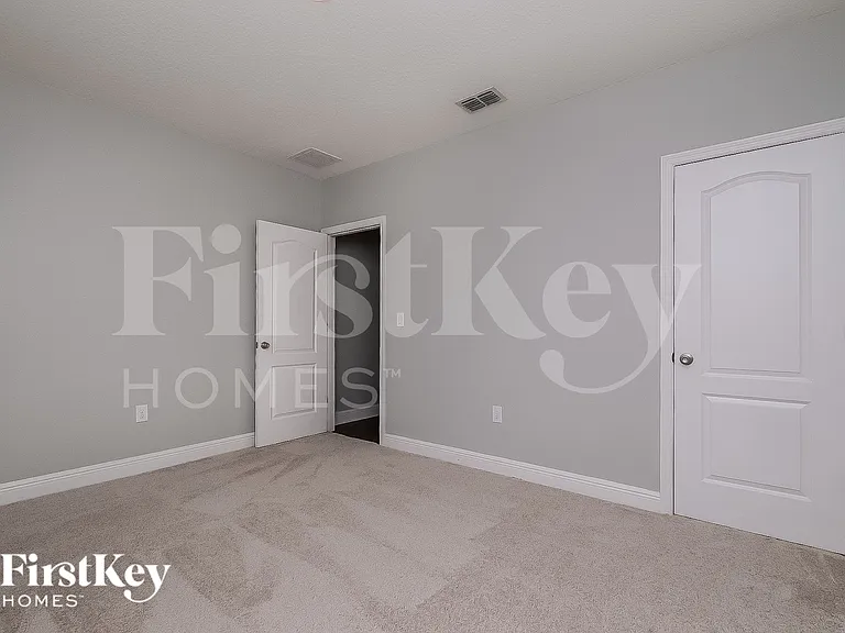 6177 Kinlock Ave — Photo 14